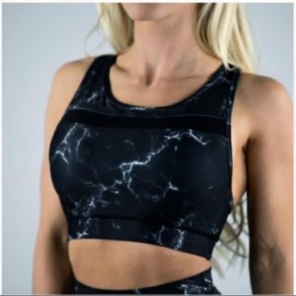 NWOT Buffbunny White Marble Nova Sports Bra/Crop top - Picture 5 of 5